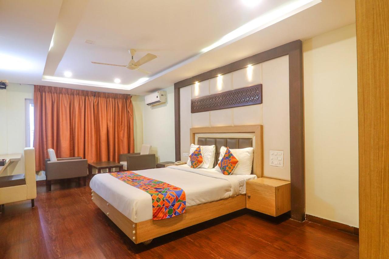 Fabhotel Keerthi'S Anupama - Nr Indira Gandhi Stadium Vijayawāda Exterior foto
