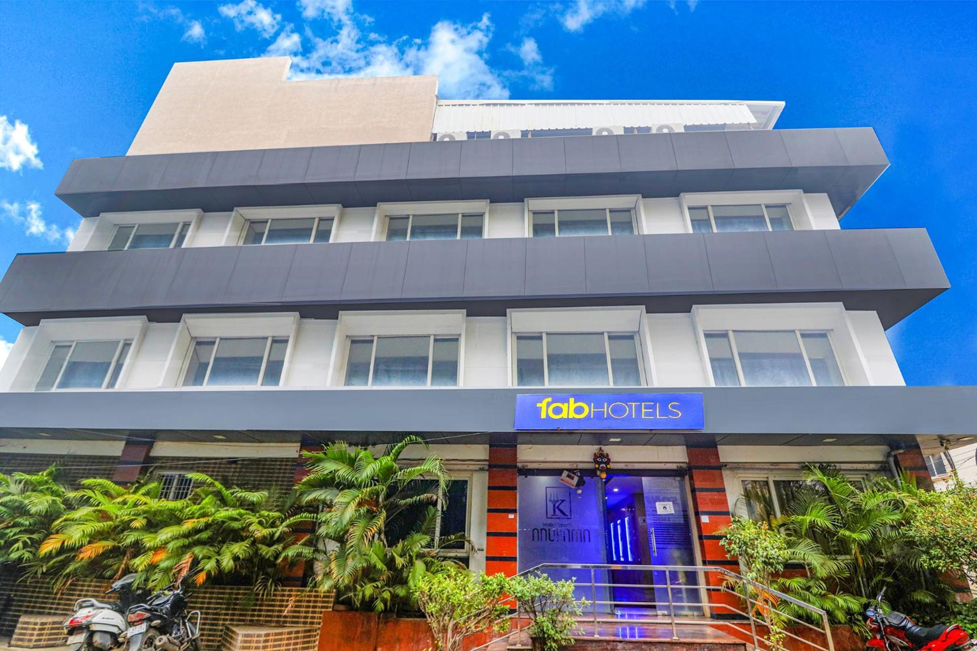 Fabhotel Keerthi'S Anupama - Nr Indira Gandhi Stadium Vijayawāda Exterior foto