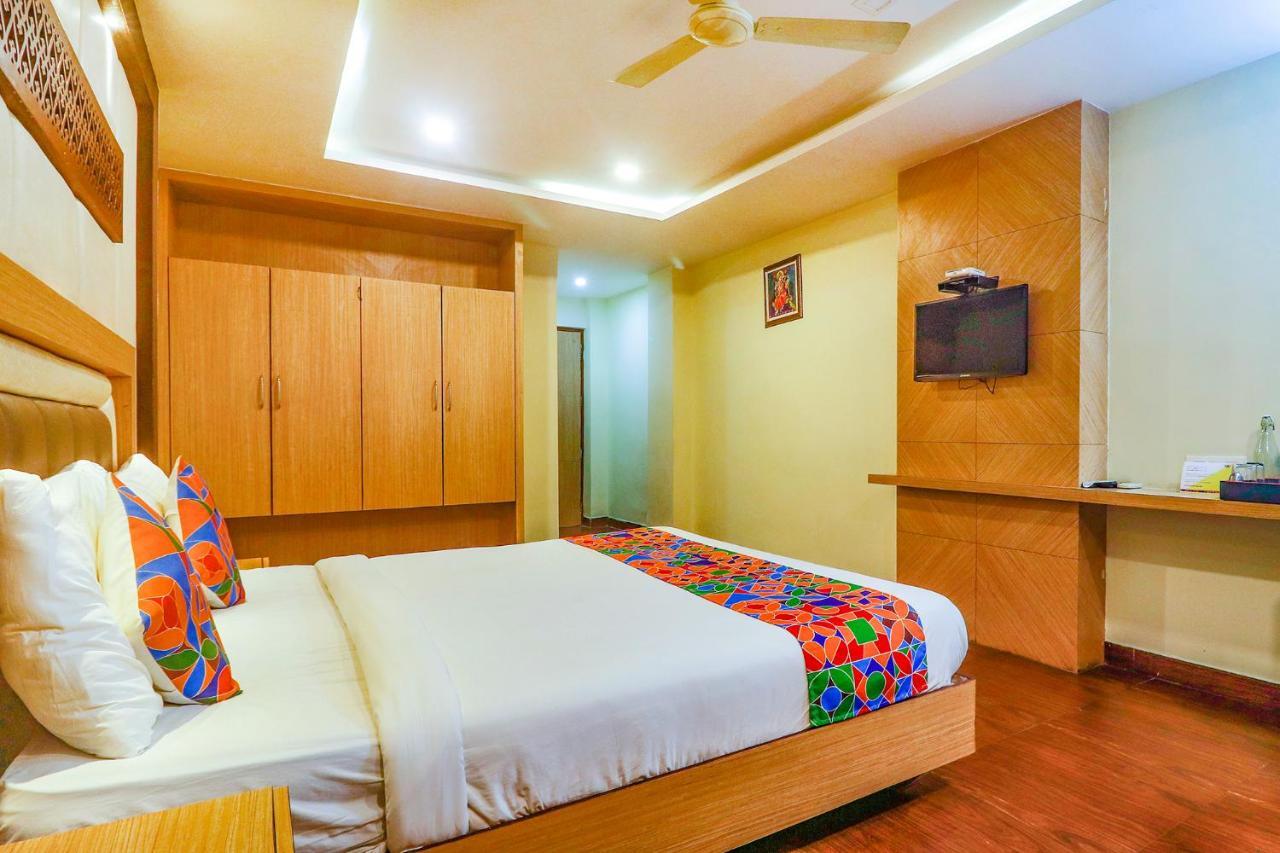 Fabhotel Keerthi'S Anupama - Nr Indira Gandhi Stadium Vijayawāda Exterior foto