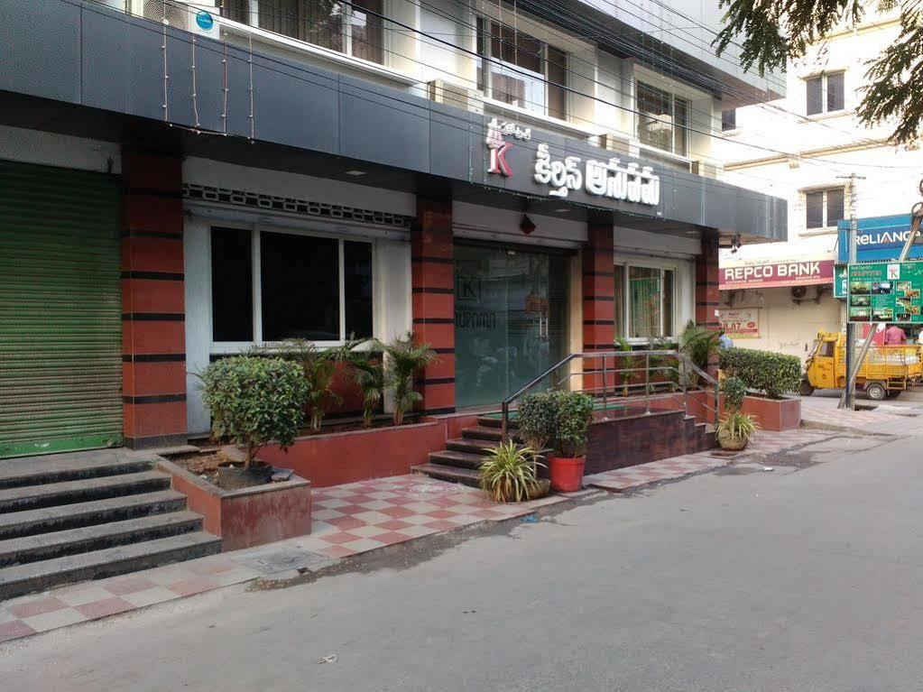 Fabhotel Keerthi'S Anupama - Nr Indira Gandhi Stadium Vijayawāda Exterior foto
