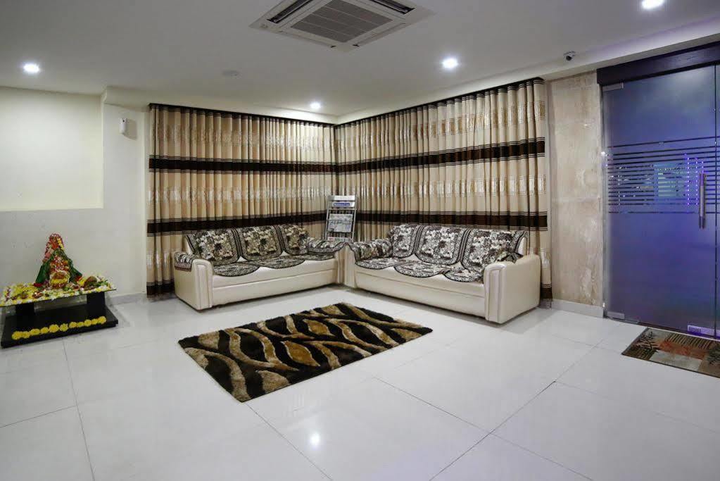 Fabhotel Keerthi'S Anupama - Nr Indira Gandhi Stadium Vijayawāda Exterior foto